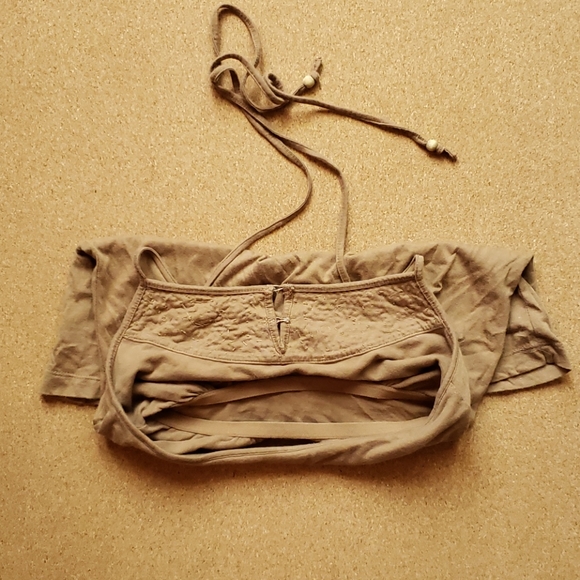 ! Beaded tan halter top - Picture 3 of 4